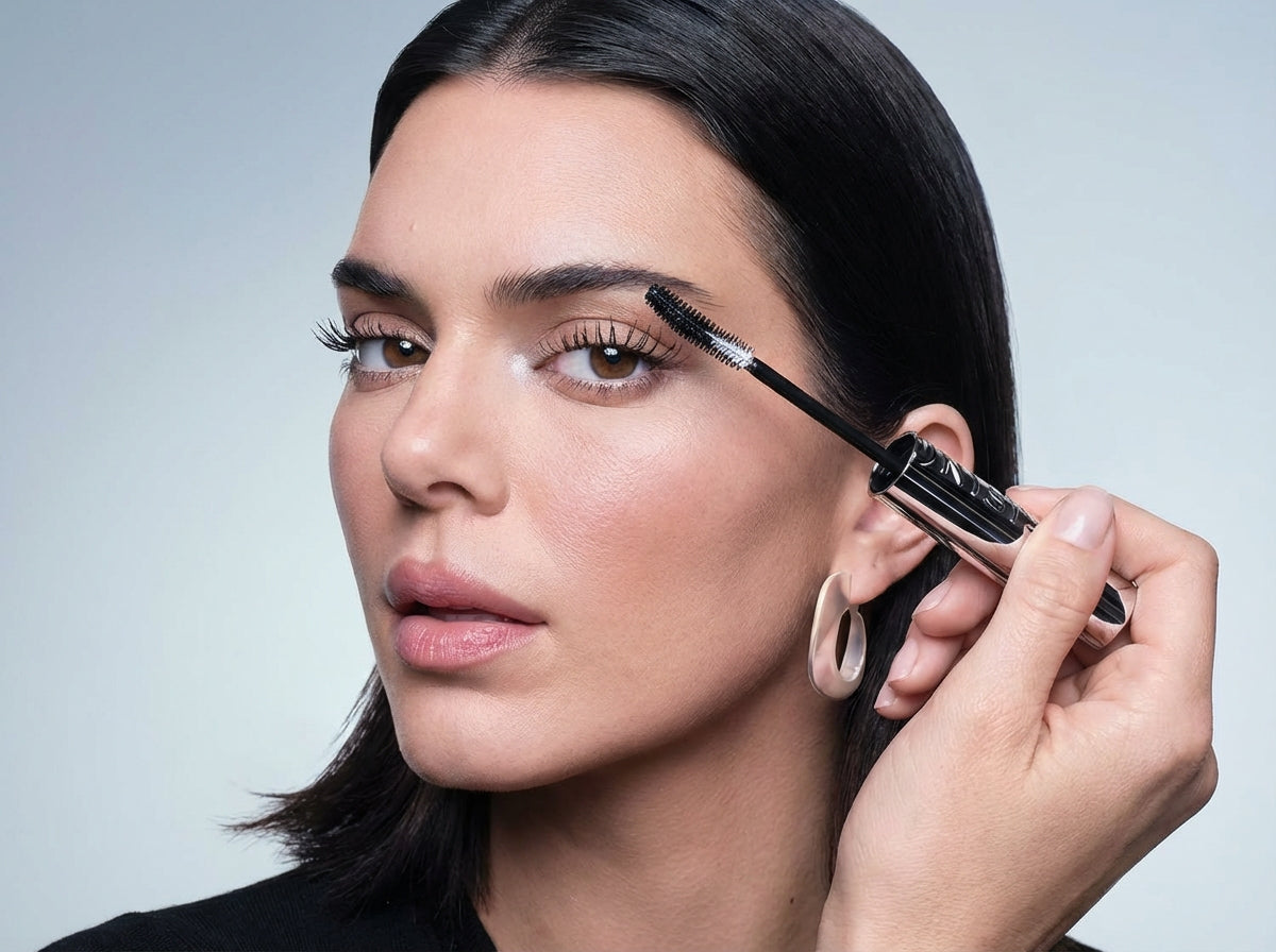 Lengthening Mascara image 2
